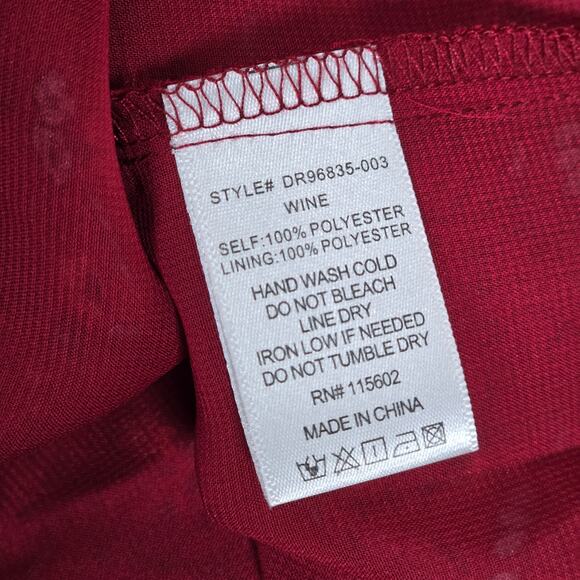 Lush Flowy Floral Smocked Long Sleeve Dress in Wine L - Picture 3 of 8